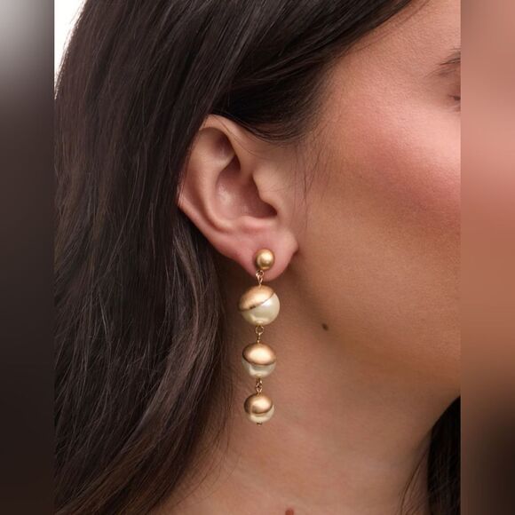 NWT Saachi Half Moon Faux Pearl Dangling Earrings - Picture 2 of 5